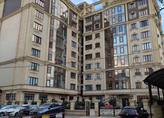 Продаю 2-комнатную квартиру, 81.3 м2, Нальчик, проспект Ленина, 18А, ЖК Адения
