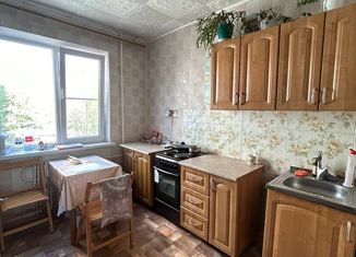 Продам четырехкомнатную квартиру, 72.3 м2, Ставропольский край, улица Космонавтов, 12