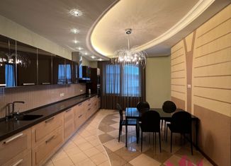 Сдача в аренду 5-комнатной квартиры, 235 м2, Москва, Мосфильмовская улица, 70к7, метро Минская