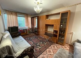 Сдам 1-ком. квартиру, 33 м2, Санкт-Петербург, проспект Маршала Жукова, 72к2, муниципальный округ Ульянка