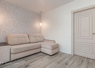 Продам 2-ком. квартиру, 50.8 м2, Новосибирск, улица Кошурникова, 22, метро Берёзовая роща