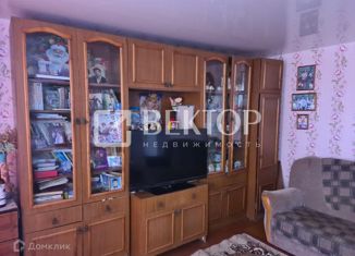 Продам 3-комнатную квартиру, 46.8 м2, деревня Гуляевка, Транспортная улица, 11