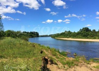 Продам участок, 118 сот., деревня Молчанова, Приозёрная улица, уч7