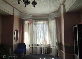 Двухкомнатная квартира на продажу, 58 м2, Челябинская область, проспект Победы, 32
