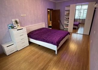 Продаю 2-ком. квартиру, 54 м2, Москва, улица Дениса Давыдова, 7, улица Дениса Давыдова