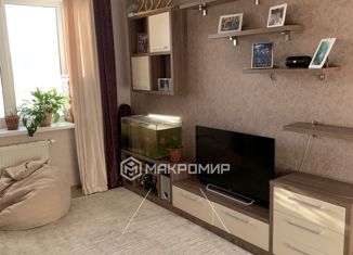 Продаю 2-ком. квартиру, 61.6 м2, Ижевск, улица Софьи Ковалевской, 15, жилой район Культбаза