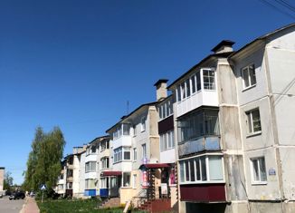 Продается 3-ком. квартира, 49 м2, посёлок Навля, 1-й Советский переулок, 3