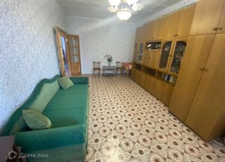 Продам двухкомнатную квартиру, 60.3 м2, Астрахань, улица Бабаевского, 41