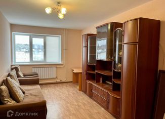 Продается 2-комнатная квартира, 50.1 м2, поселок городского типа Пролетарий, улица Елисеева, 3