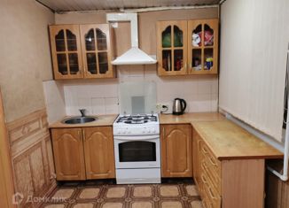 Продам 3-комнатную квартиру, 60.7 м2, Астраханская область, Красноармейская улица, 25А