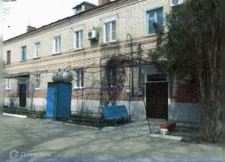 Продаю 2-комнатную квартиру, 42 м2, станица Ленинградская, Вокзальная улица, 148