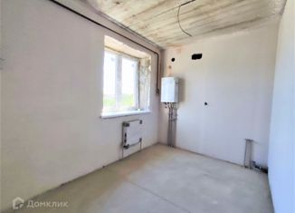 Продажа 2-комнатной квартиры, 54 м2, Апшеронск, улица Ленина, 52