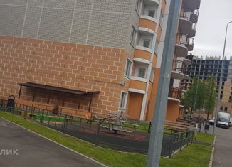 Продам двухкомнатную квартиру, 60.25 м2, посёлок городского типа Родники, Трудовая улица, 7