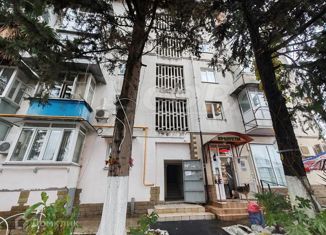 Продам 3-ком. квартиру, 43.5 м2, Сочи, Курская улица, 46