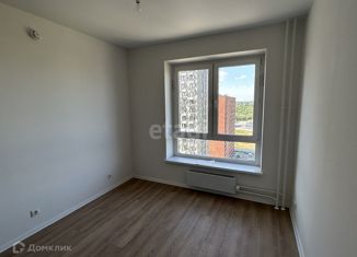 Продается трехкомнатная квартира, 52 м2, Москва, станция Павшино, квартал № 100, 1к1