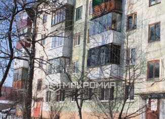Продается 2-ком. квартира, 42.5 м2, Орловская область, Комсомольская улица, 204