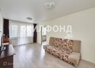 Продам трехкомнатную квартиру, 57.3 м2, Новосибирск, улица Ольги Жилиной, 92, метро Маршала Покрышкина