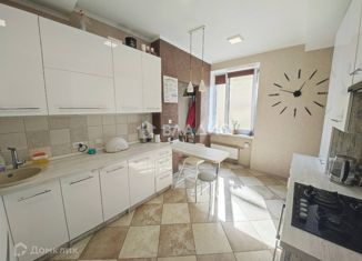 Продажа 2-комнатной квартиры, 45 м2, Калининградская область, Школьная улица, 19