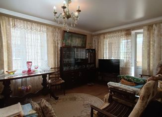 Продам однокомнатную квартиру, 33 м2, Нальчик, проспект Ленина, 39, район Центр
