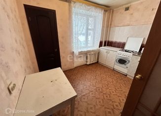 Продаю двухкомнатную квартиру, 42.6 м2, Ярцево, Центральная улица, 9