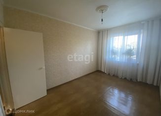 Продается трехкомнатная квартира, 61.8 м2, Челябинск, Каслинская улица, 19Б, Калининский район