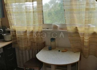 Продаю 3-комнатную квартиру, 65.4 м2, Коммунар, Школьная улица