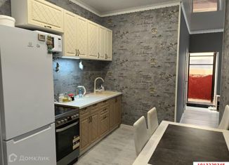 Продаю 2-комнатную квартиру, 66 м2, посёлок Российский, улица Ратной Славы, 77