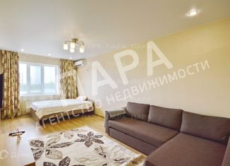 Продаю 1-комнатную квартиру, 42 м2, Самара, улица Мичурина, 149, метро Гагаринская