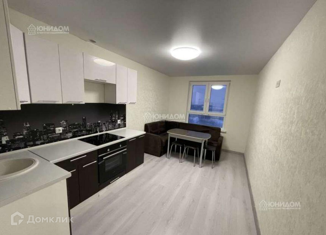 Продам 1-комнатную квартиру, 35.9 м2, Тюмень, улица Павла Никольского, 2, ЖК Акватория