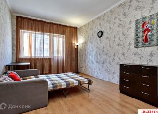Продается однокомнатная квартира, 45 м2, посёлок городского типа Яблоновский, улица Гагарина, 155к3