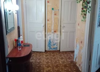 Продаю 3-ком. квартиру, 58.3 м2, село Рощино, улица Ленина, 2