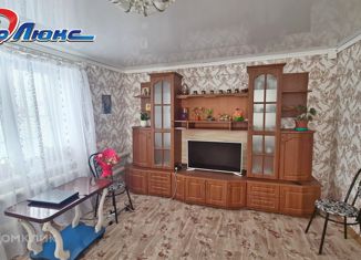 Продаю 3-комнатную квартиру, 70 м2, поселок Сыртинский, улица 60 лет Октября, 1