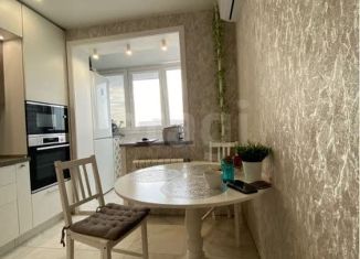 Продам однокомнатную квартиру, 42.4 м2, Москва, улица Маршала Савицкого, 12к1, станция Щербинка