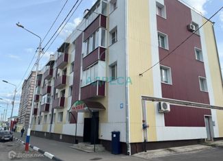 Трехкомнатная квартира на продажу, 57 м2, Новый Оскол, улица Славы, 19