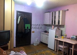 Продаю комнату, 13.2 м2, Тобольск, 6-й микрорайон, 47