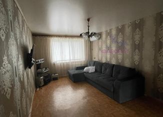 Продается 3-комнатная квартира, 57 м2, Оренбургская область, проспект Ленина, 103