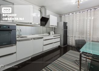 3-комнатная квартира на продажу, 83.3 м2, Санкт-Петербург, улица Типанова, 32к2, муниципальный округ Гагаринское