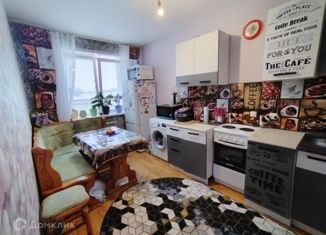 Продам 2-комнатную квартиру, 48.8 м2, Бийск, улица имени Героя Советского Союза Трофимова, 31