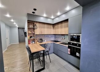 Продам двухкомнатную квартиру, 74 м2, Чебоксары, ЖК Серебряные Ключи, улица Юрия Гагарина, 47к2