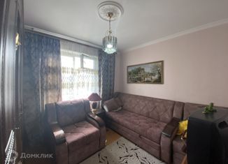Продается трехкомнатная квартира, 66.4 м2, Владикавказ, Весенняя улица, 20, 9-й микрорайон