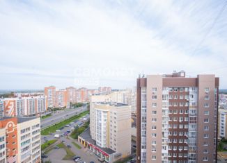 Продажа 2-ком. квартиры, 61.9 м2, Кемерово, проспект Шахтёров, 58Б