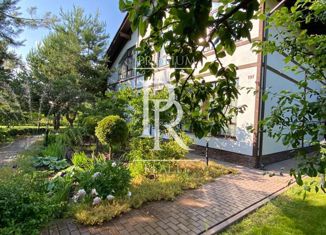 Продается дом, 256 м2, деревня Крюково