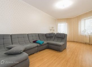 Продается 2-комнатная квартира, 80 м2, Новосибирск, улица Кирова, 27с2