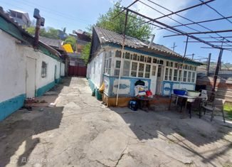 Продаю дом, 100 м2, Дагестан, улица Ахундова, 49