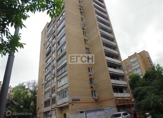 Продаю 3-ком. квартиру, 62.2 м2, Москва, Большой Казённый переулок, 6, метро Курская