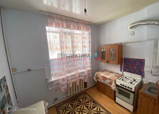 Продаю 2-комнатную квартиру, 55.8 м2, поселок Воротынск, улица Шестакова, 16