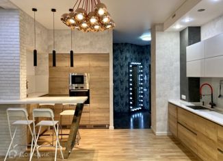 Сдам трехкомнатную квартиру, 141 м2, Санкт-Петербург, Глухая Зеленина улица, 4, Глухая Зеленина улица