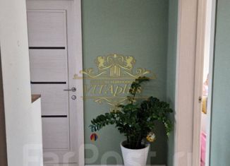 Продажа четырехкомнатной квартиры, 90 м2, Артём, Светлогорская улица, 3/1