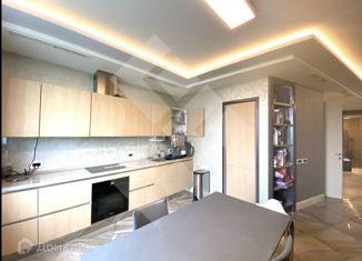 Продаю 3-комнатную квартиру, 117 м2, Москва, Мосфильмовская улица, 88к2с7, метро Раменки