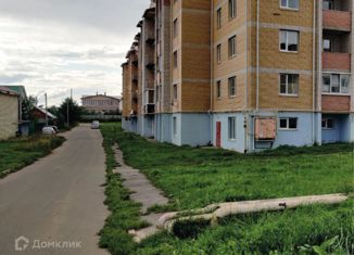 Продажа 3-комнатной квартиры, 83.5 м2, поселок городского типа Красное-на-Волге, микрорайон Восточный, 17А